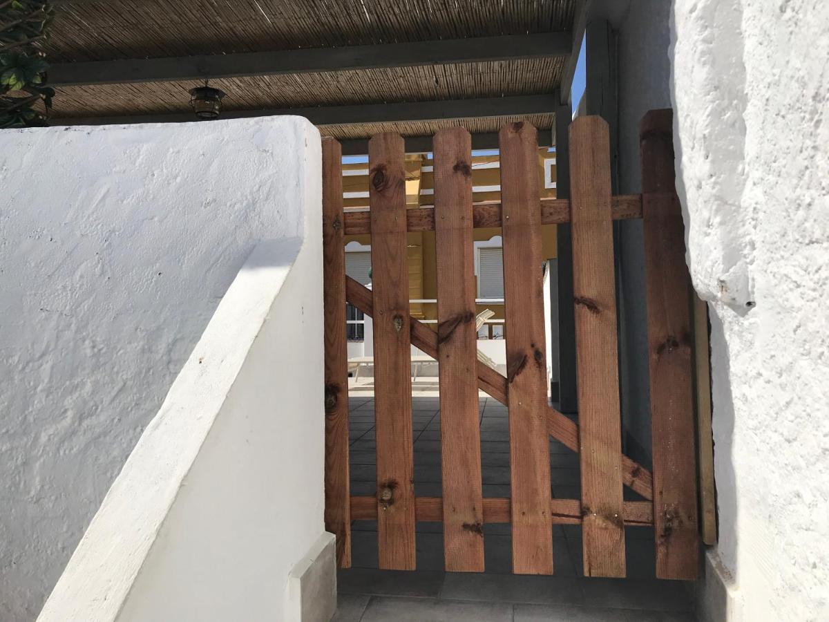NEW LUXURY Malaga Beach House, 2 city bikes, 2 children's bikes, WiFi, BIG terrace, BBQ, Family, Childfriendly Exterior foto