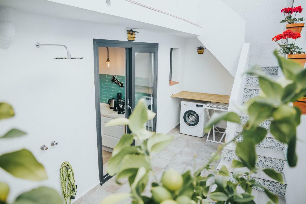NEW LUXURY Malaga Beach House, 2 city bikes, 2 children's bikes, WiFi, BIG terrace, BBQ, Family, Childfriendly Exterior foto